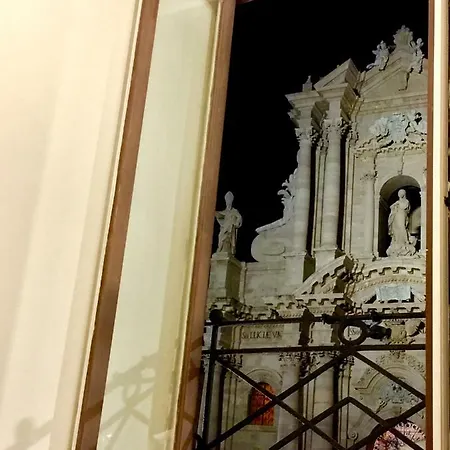 Apartman A 50 Passi Dal Tempio Di Apollo Szirakúza